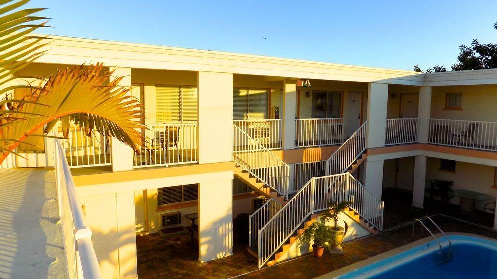 Sta N Pla Motel Clearwater Beach Exteriör bild